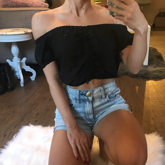 Fashion Nova Tops - Fashion nova crop top